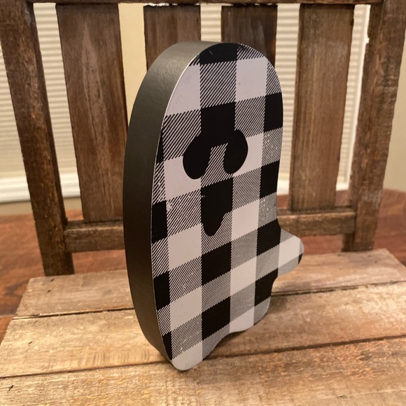 Halloween Ghost Wood Signs Set, White Ghost Shaped Sign, Black & White Ghost - Picture 15 of 16